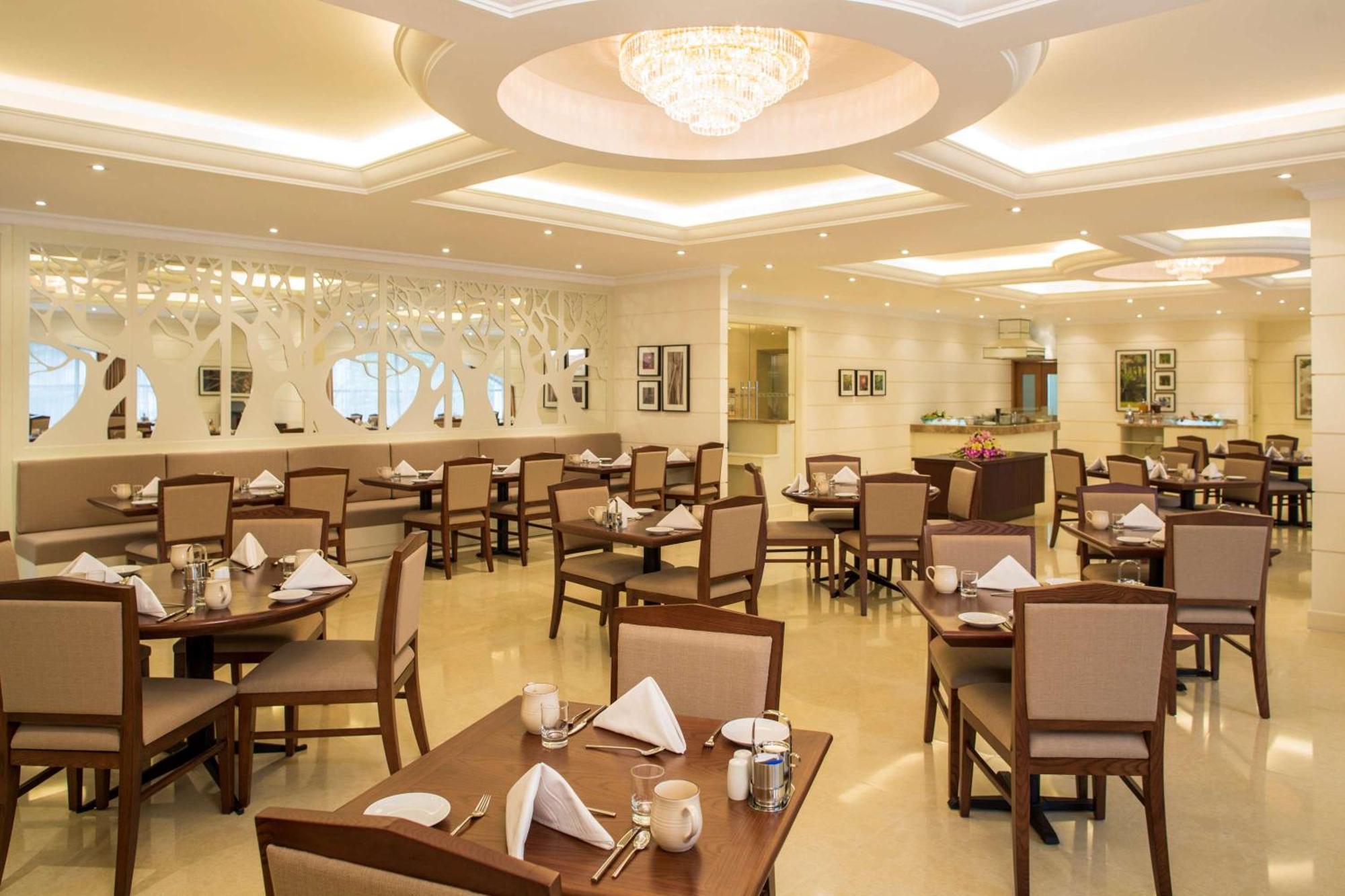 Hilton Garden Khách sạn Hà Nội
