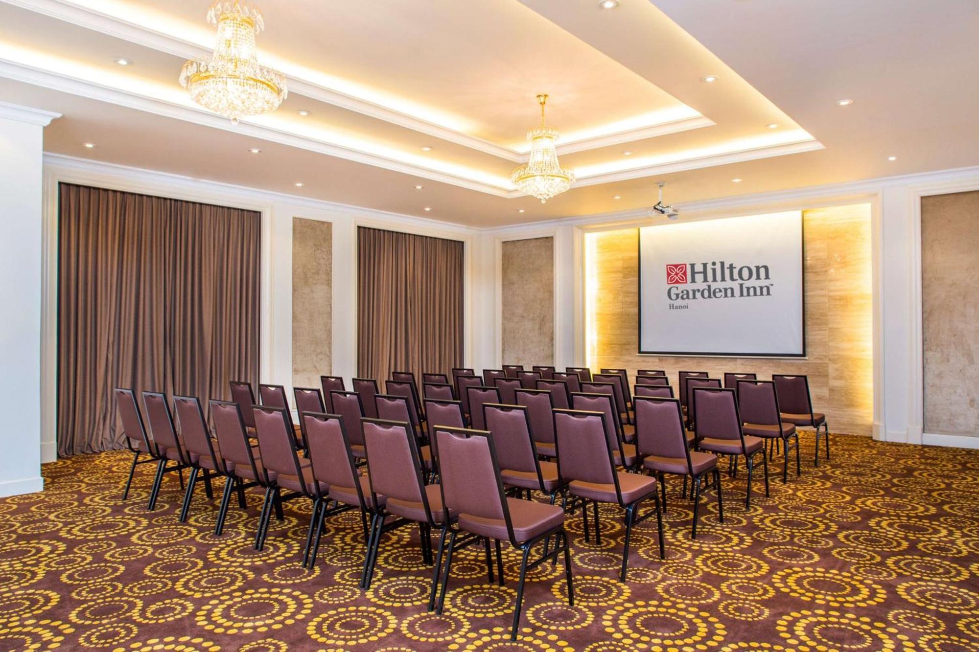 Hilton Garden Khách sạn Hà Nội